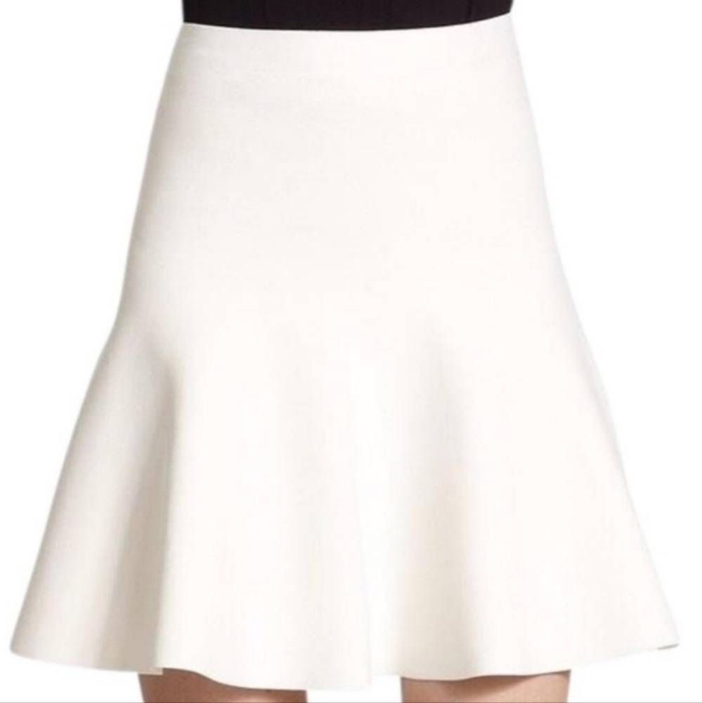 Nwt Bcbgmaxazria "Ingrid" A-Line Fit & Flare Skirt Gardenia Color (Cream) Sz L